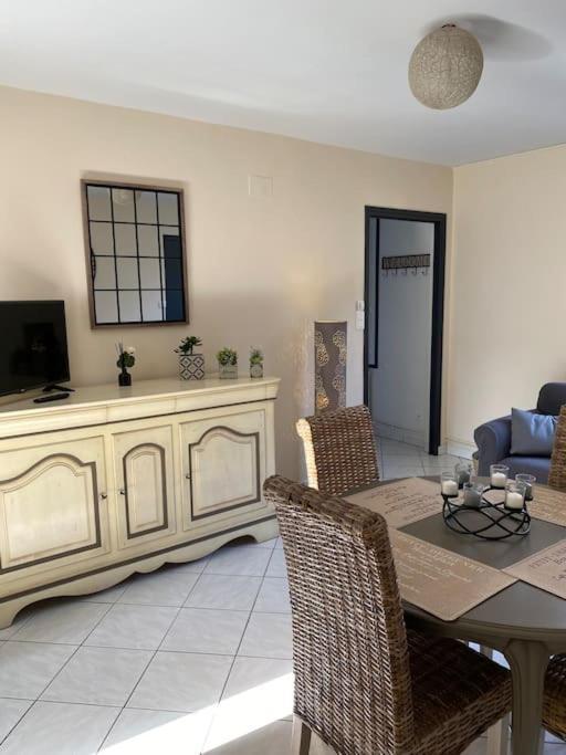 Superbe Appartement Entre Mer Et Ville Dieppe Exterior foto